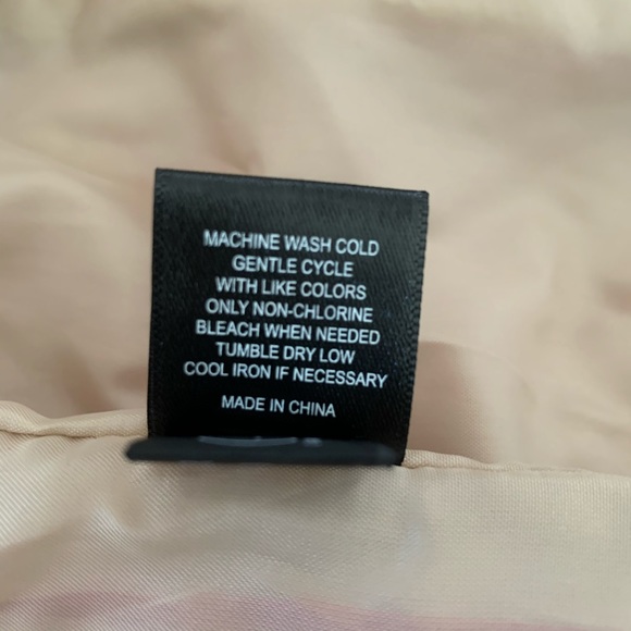 Bass Hooded Quilted Vest - Picture 5 of 6